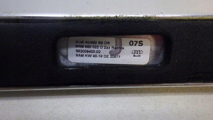 BARRES DE TOIT DE TOIT DROIT AUDI A4 B9 UNIVERSEL AVANT 8W9860022D