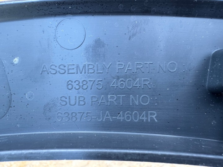 MOULURE REVÊTEMENT GARDE-BOUE AVANT GAUCHE LH RENAULT ARKANA 638754604R