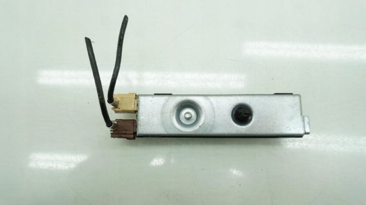 MERCEDES SLK R172 AMPLIFICATEUR D'ANTENNE A1725453140