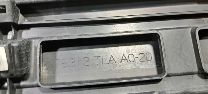 HONDA CR-V MOULURE PORTES DROIT AVANT 75312-TLA-A0-20