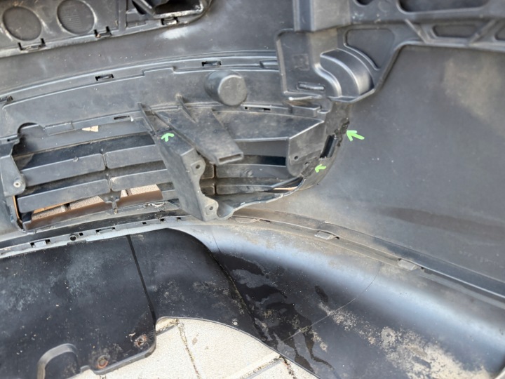 PARE-CHOCS AVANT AVANT VW GOLF V UNIVERSEL JETTA 1K0807221D