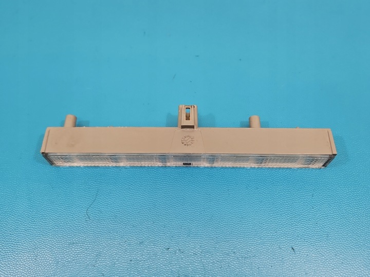 TROISIÈME LANTERNE STOP PIED TOYOTA AVENSIS III T27 BERLINE 81570-05100