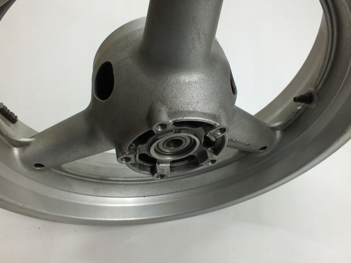 JANTE ARRIÈRE KOLO SUZUKI GSXF GSX 600 F 750 SV650 98-03