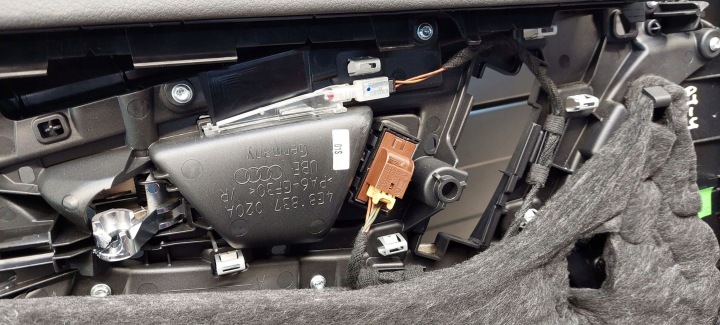AUDI A7 S7 4G 2012 AVANT CÔTÉ DROITE CARDAN BRODERIE PORTES AVANT