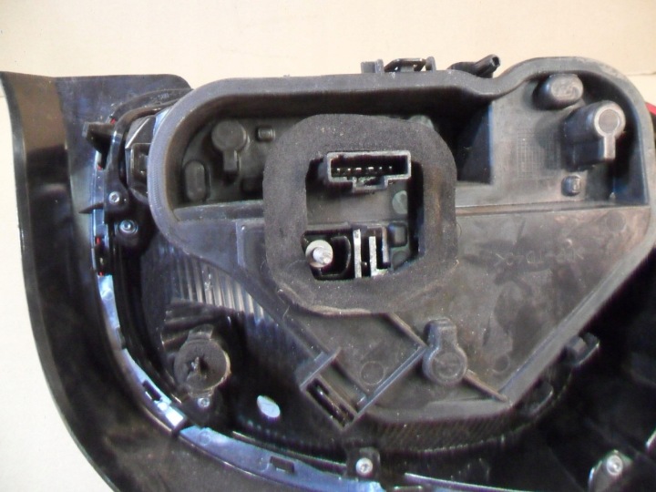 PHARE ARRIÈRE ARRIÈRE DROITE CITROEN C3 III 3 9812257480