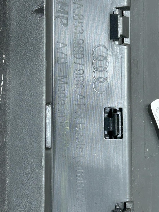 AUDI Q5 II 80A MOULURE SUR PORTES DROIT AVANT DROITE AVANT 80A853960