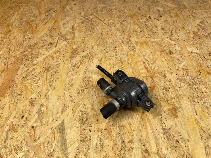 SUPPLÉMENTAIRE POMPE À EAU TOYOTA COROLLA XII E21 C-HR RAV4 V G9040-47040