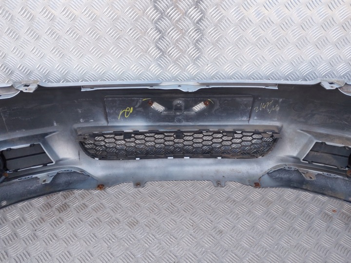 145. PARE-CHOCS AVANT 52119-0F010 TOYOTA COROLLA VERSO II 8S1