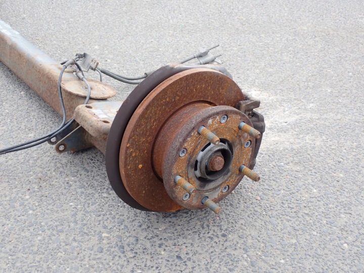 POUTRE AXE SUSPENSIONS ARRIÈRE ARRIÈRE ENSEMBLE TRANSIT DISQUE DE FREIN 2XZACISK CUSTOM 18R