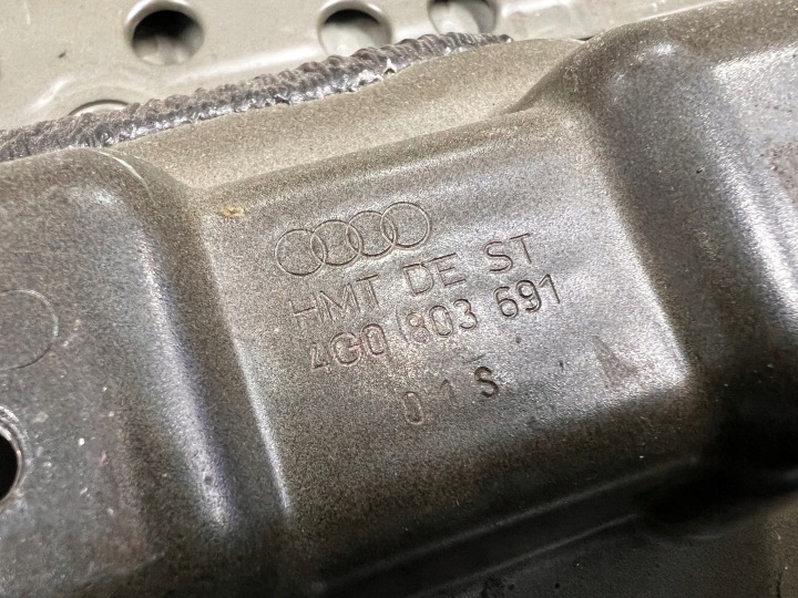 AUDI A7 C7 BAIGNOIRE PANNEAU ARRIÈRE 4G0803691 4G0804869