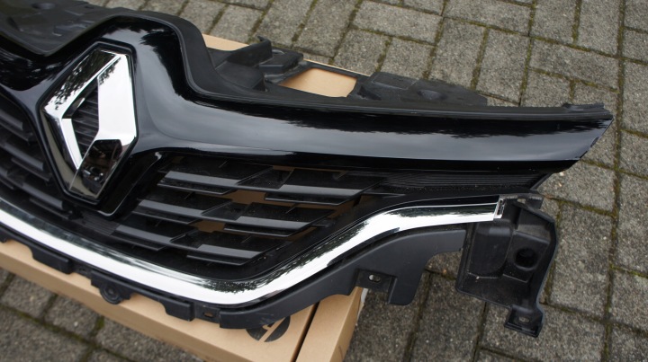 AVANT PARE-CHOCS GRILLE RENAULT CAPTUR II