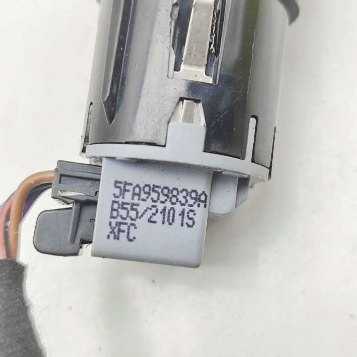 PRZYCIKS START/STOP CUPRA FORMENTOR 5FA959839A 33375621 1.4L 150KW 2021