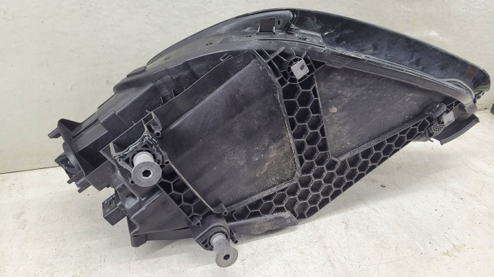 PORSCHE CAYENNE 3 III 9Y0 PHARE DROITE AVANT AVANT PROJECTEUR 9Y0941060M