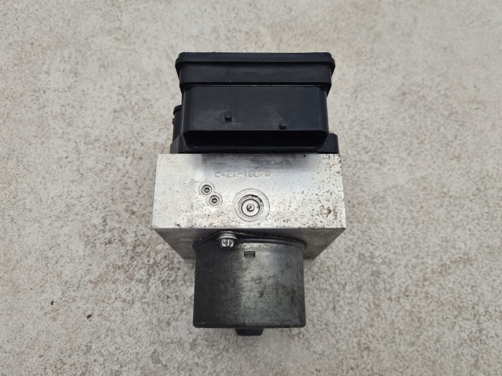 MINI COOPER R56 POMPE ABS 6785943