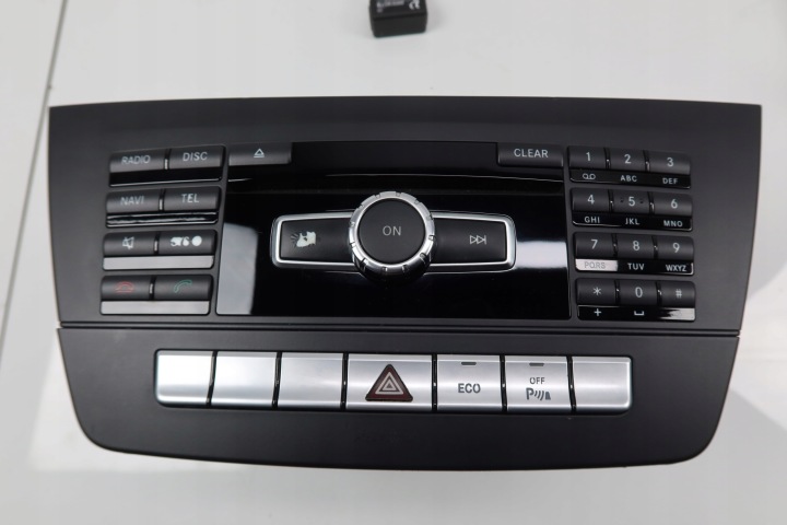 MERCEDES W204 RADIO LIFT 2049009410 2049013503 NAV