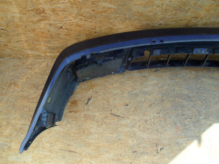 PARE-CHOCS AVANT VOLKSWAGEN GOLF III 1991-