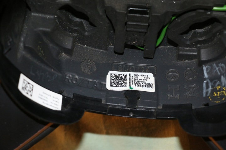VOLANT AUDI A3 Q3 8V OBSZYTA CUIR 8U0419091 B USAGÉ ORIGINE EN BON ÉTAT