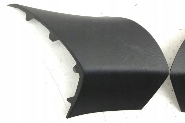 DROITE ARRIÈRE PROTECTION MONTANTS PEUGEOT 308 SW II 9800073677 1.6L DIESEL 2017