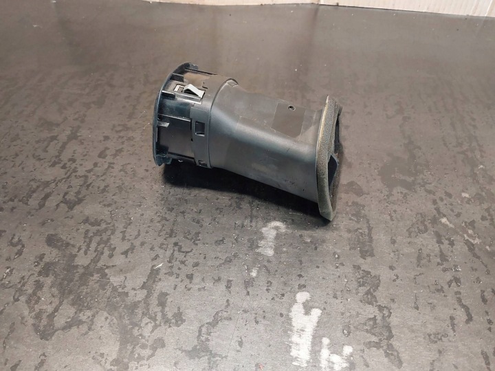 GAUCHE GRILLE CONDUIT D'AIR VOLKSWAGEN SHARAN I 7M1819703E 95VWA018B09AFW