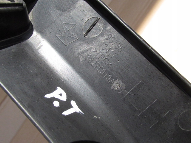 DODGE RAM V 1500 BIGHORN 19/24 68275919AB MOULURE GARDE-BOUE PASSAGE DE ROUE GAUCHE ARRIÈRE