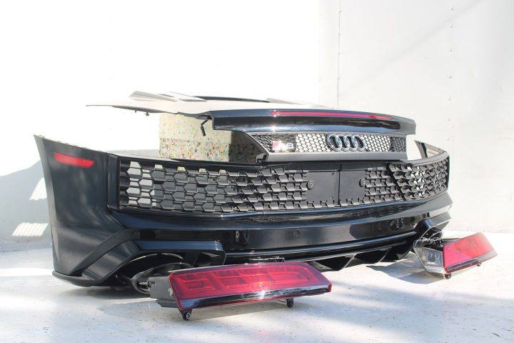 AUDI R8 II 4S PARE-CHOCS COUVERCLES DE COFFRE COUVERCLES DE COFFRE MATRIX LAM