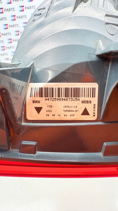 BMW F30 F80 M3 PHARE DROIT ARRIÈRE ARRIÈRE DANS AILE EUROPE BERLINE 7259894