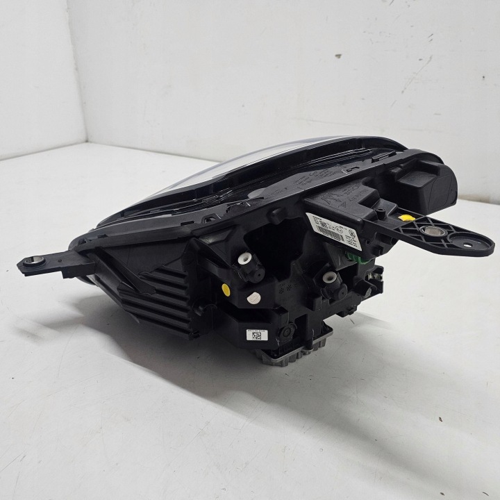 PHARE DROITE AVANT MASERATI GRECALE COMPLET LED 06702930730
