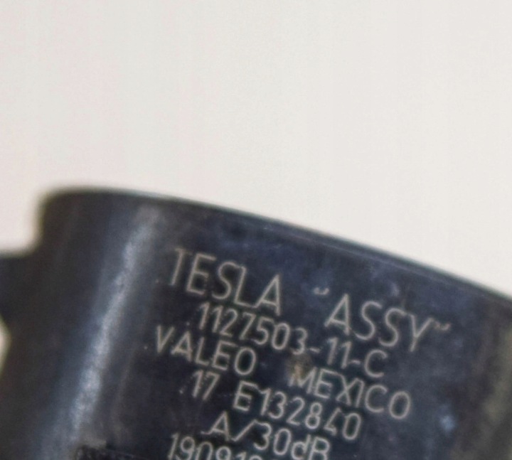 TESLA MODÈLE 3 2019 AVEC ARRIÈRE CAPTEUR STATIONNEMENT PDC