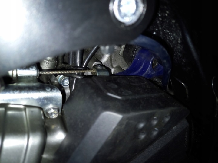 PROTECTION ZEBATKI/LANCUCHA SUZUKI V-STROM DL650/XT