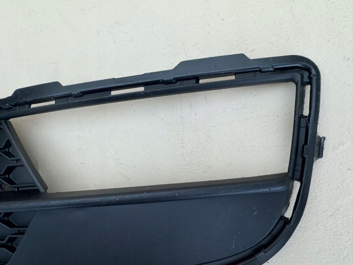 SKODA CITIGO LIFT 19R- GRILLE HALOGÈNE PARE-CHOCS GAUCHE AVANT 1ST807681