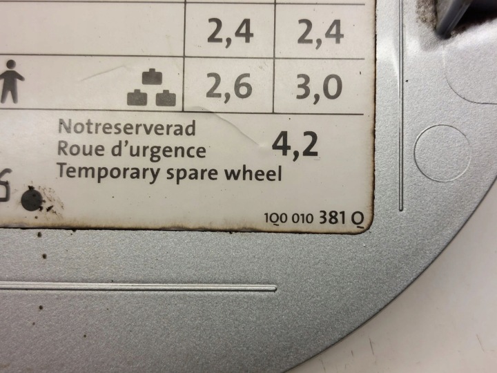 VOLKSWAGEN EOS 2009 CLAPET GOULOTTE DE REMPLISSAGE CARBURANTS