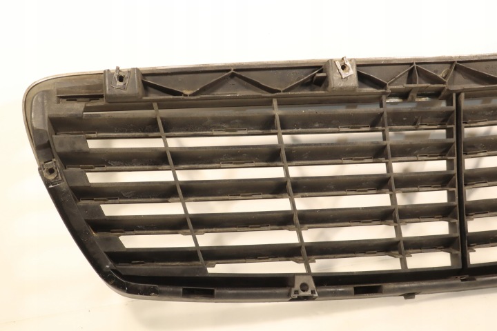 CALANDRE GRILLE MERCEDES E CLASSE W211 1.8