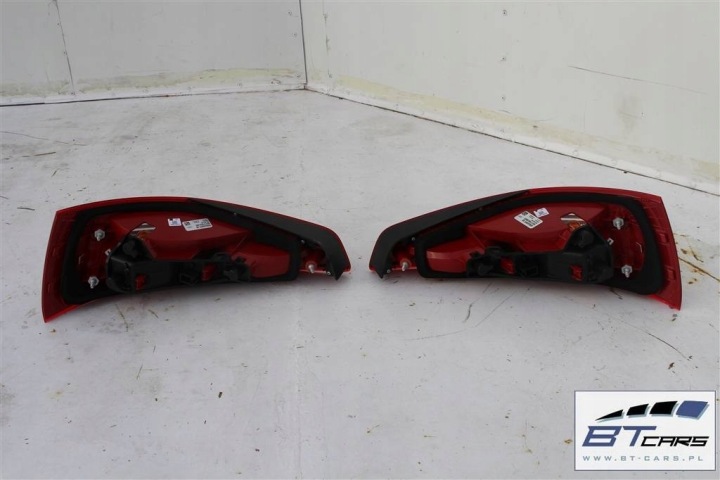 AUDI Q3 PHARE ARRIÈRE ARRIÈRE ARRIÈRE GAUCHE DROITE COUVERCLES DE COFFRE 8U0945095 8U0945096 8U0 945 09