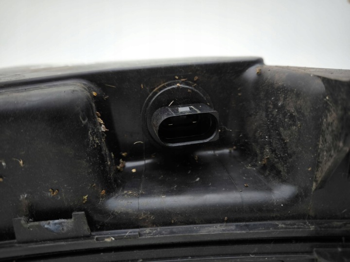 AUDI A4 S4 B9 2019 RÉSERVOIR LAVE-GLACES 8W0250
