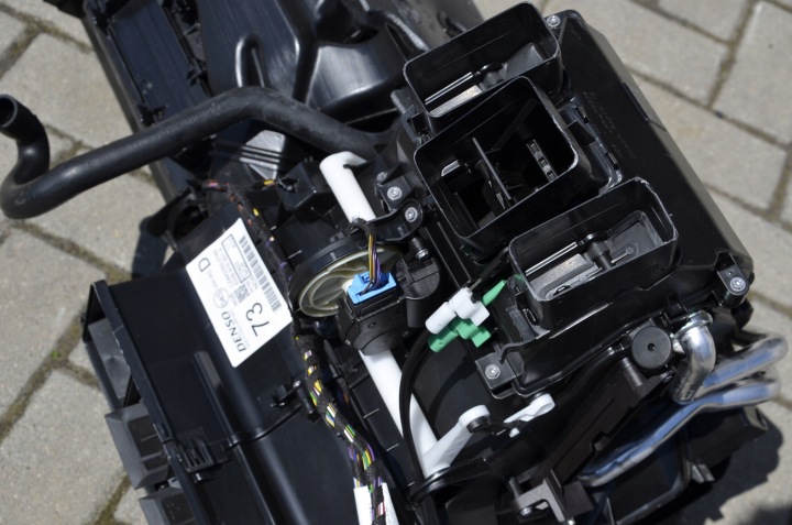 VW ARTEON RESTYLAGE CHAUFFAGE CLIMATISEUR 5WB816001A
