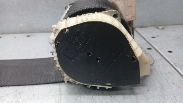 CEINTURE DE SÉCURITÉ DROIT AVANT OPEL CORSA C 1.2B 01R 09114855N