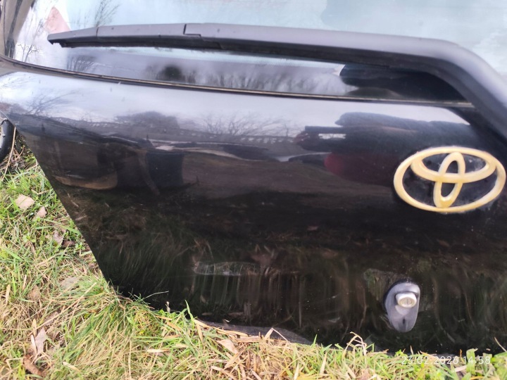 COUVERCLES DE COFFRE COUVERCLES DE COFFRE TOYOTA YARIS