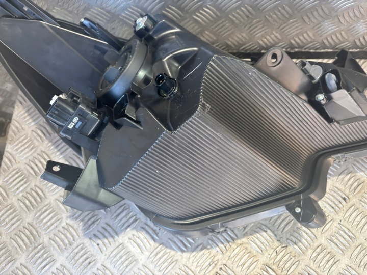 PHARE PROJECTEUR 8301D445 MITSUBISHI SPACE STAR LIFT RESTYLAGE 2020- GAUCHE AVANT