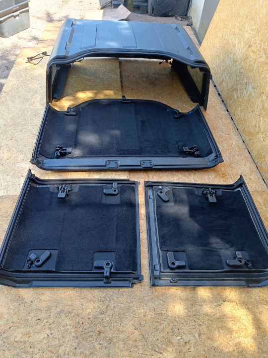 FORD BRONCO HARDTOP TOIT HARD TOIT OUVRANT 2023R
