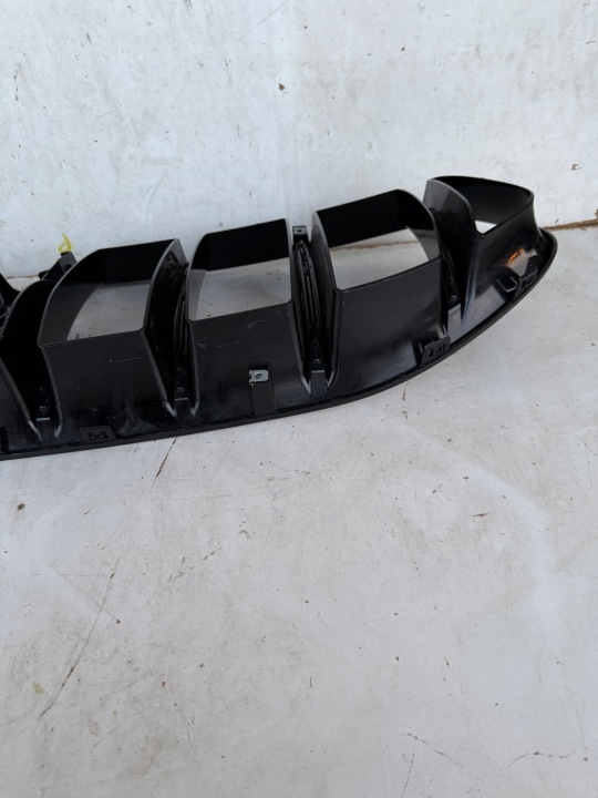 MASERATI GRECALE CALANDRE GRILLE