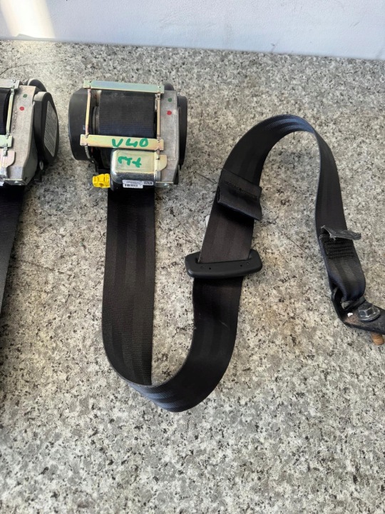 CEINTURE DE SÉCURITÉ ARRIÈRE VOLVO V40 II 2012-2018R 31292072 ORIGINAL