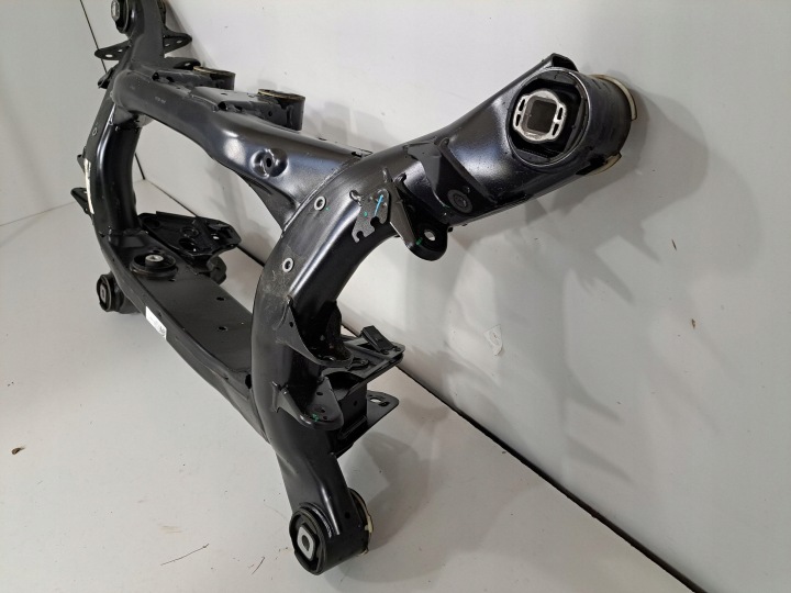 BMW X4 G02 2023 NOSNIK ARRIÈRE ESSIEUX