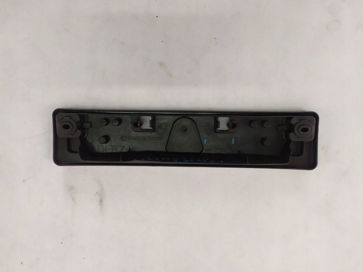 MAZDA CX-30 19- RONDELLE SOUS PLAQUE D'IMMATRICULATION AVANT DFR7-50171
