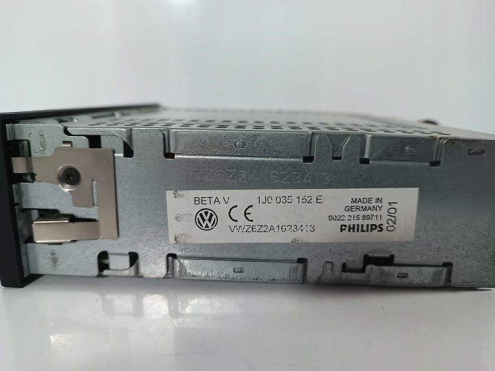 VW GOLF IV 4 97-06 RADIO ORIGINE CASSETTES OE 1J0035152E