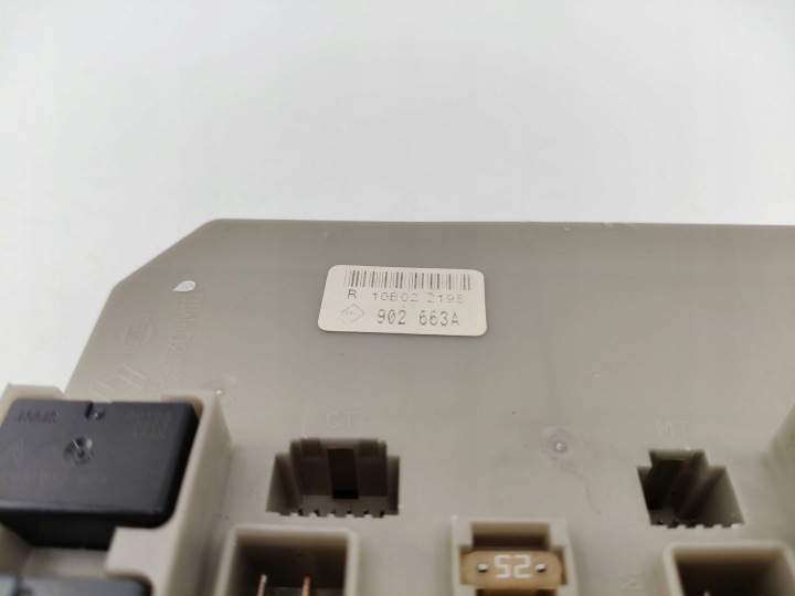 MODULE USM BOÎTE FUSIBLES FUSIBLE UCH RENAULT CLIO MODUS 902663A