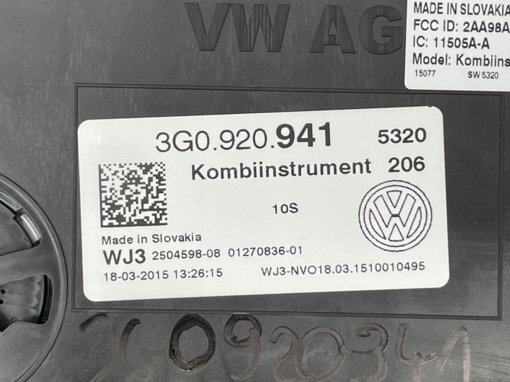 PASSAT B8 COMPTEUR TABLEAU DE BORD MONITEUR ANGLAIS UK 3G0920941