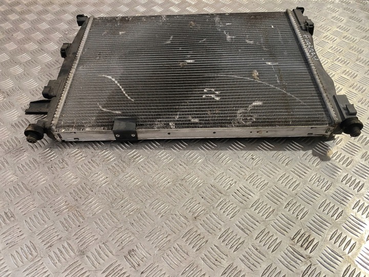NISSAN QASHQAI 2011 RADIATEUR
