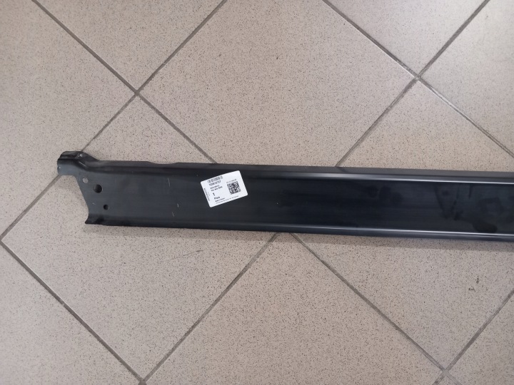VOLKSWAGEN CRAFTER II 7C0 MAN TGE BRODERIE SEUIL INTÉRIEUR GAUCHE 7C0810727