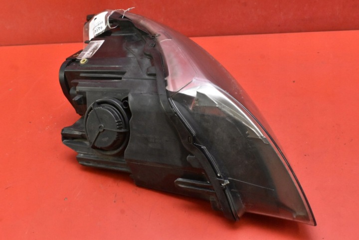 PROJECTEUR GAUCHE PHARE AVANT XÉNON EUROPE 4L0941003A AUDI Q7 4L 05-09C