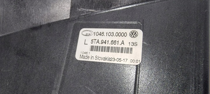 PHARES ANTIBROUILLARD GAUCHE VW TOURAN II 5TA 15-